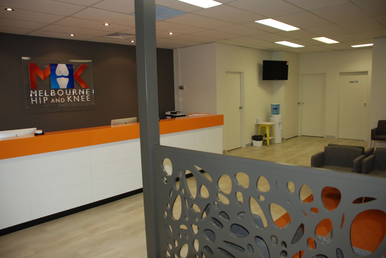 Knee and Hip Replacement Knee and Hip Replacement
